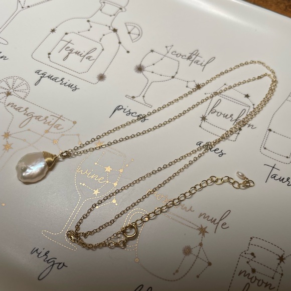 Catbird Jewelry - Vintage Gold filled Baroque or Keshi Pearl Pendant Necklace